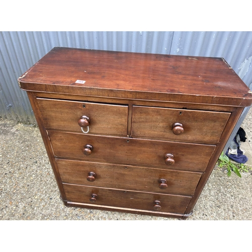 164 - A Victorian mahogany chest of five drawers  100x46x110