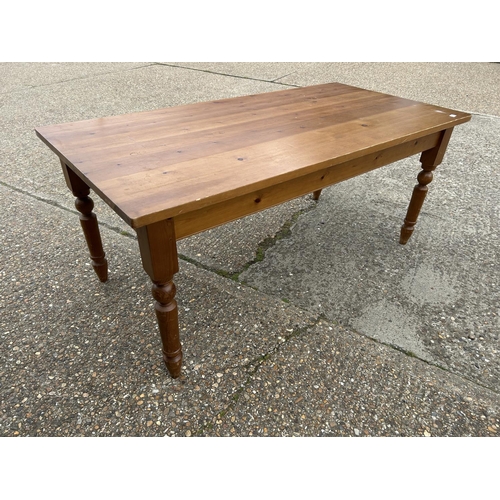 207 - A solid pine farmhouse style table 183x90