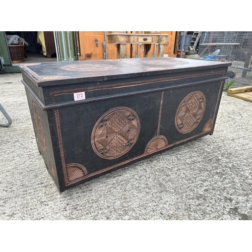 272 - An oriental style hardwood blanket box chest 100x50x48