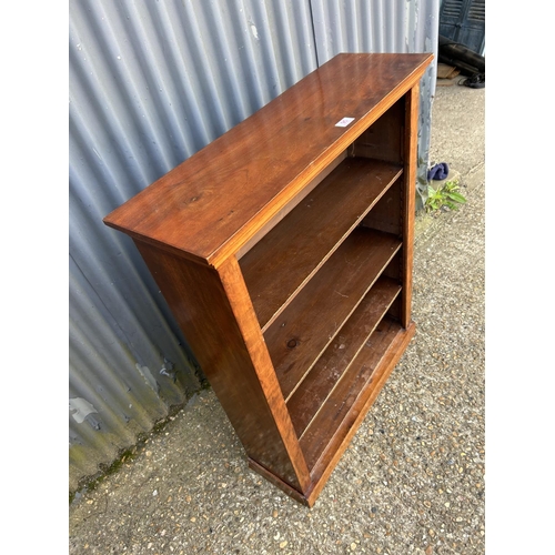 95 - A Victorian mahogany open bookcase with adjustable shelves    84x28x108