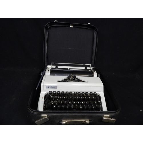 1061 - Portable Erika Typewriter