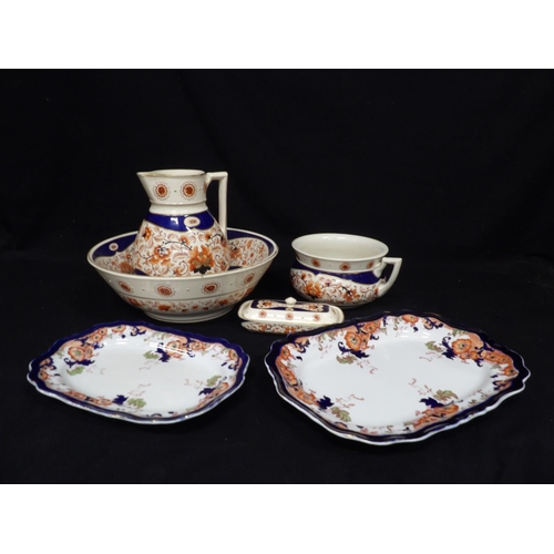 628 - 4 piece decorative toilet set and 2 Wedgwood dishes