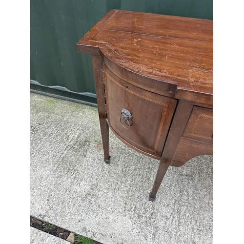 140G - A mahogany bow fronted sideboard 144x56x82