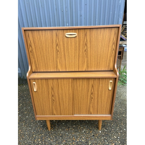 110 - A Schreiber teak effect bureau desk