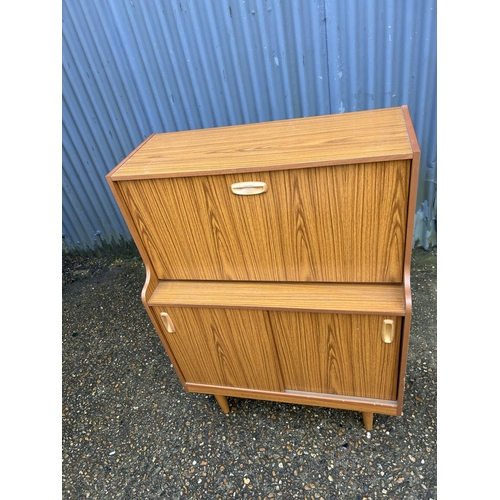 110 - A Schreiber teak effect bureau desk