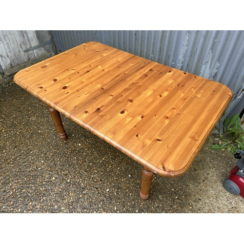 120 - A ducal pine extending dining table