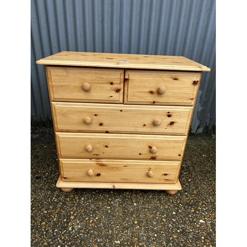 132 - A pine chest of four drawers 80x45x80