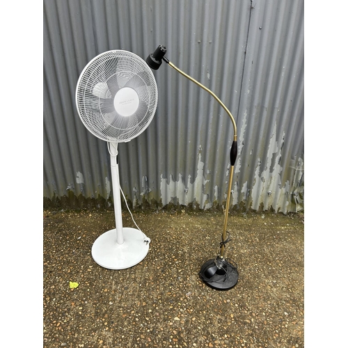 207 - LED reading lamp and floor standing fan