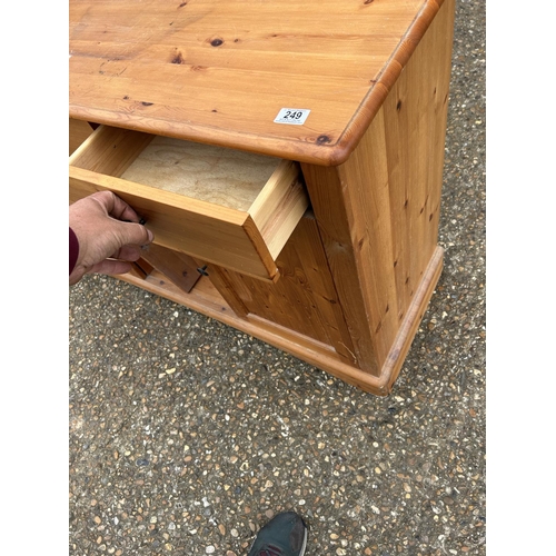 249 - A pine three drawer sideboard 135x42x90