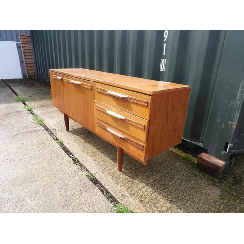 260 - Mid century teak sideboard 160x42x75