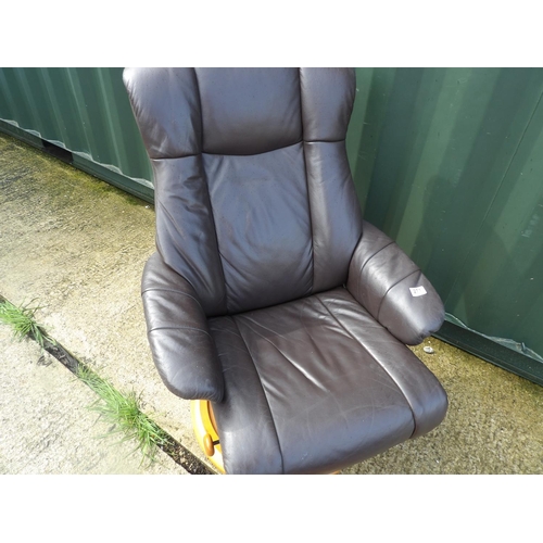 271 - A reclining brown leather easy chair with stool