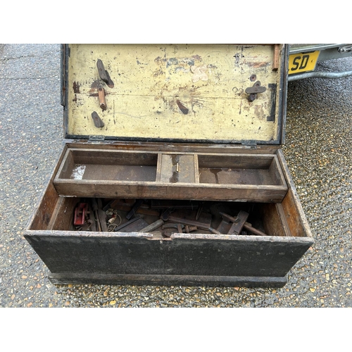 357 - Large carpenters box and contents