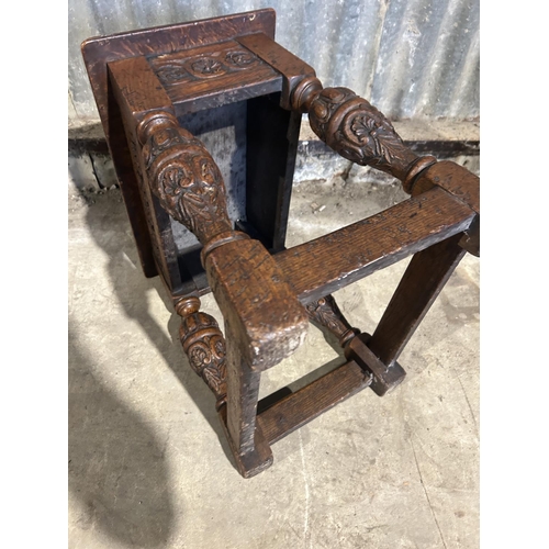 68 - A 19th century carved oak joint stool 46 x28x45