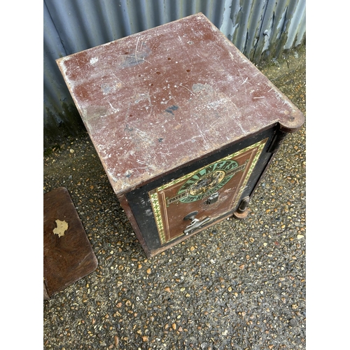 97 - An antique Milners safe with 2 keys 48x48x64