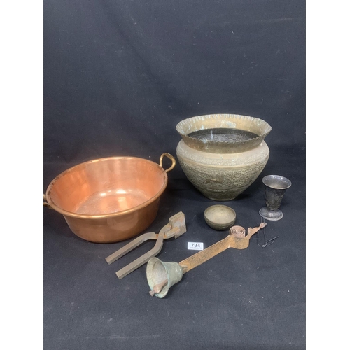 Indian brass Jardiniere, Copper preserving pan and metalware