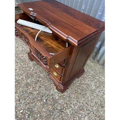 117 - An Indonesian hardwood chest of drawers 70x70x40