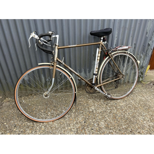 157 - A vintage Carlton cycle