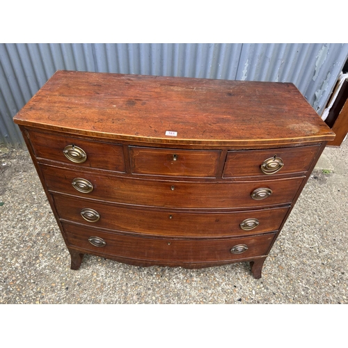 161 - A Victorian mahogany bow front chest of six drawers 114x53x 100