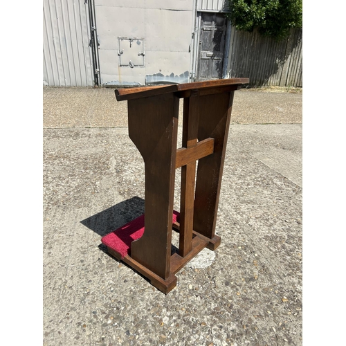 359 - An oak prayer stand