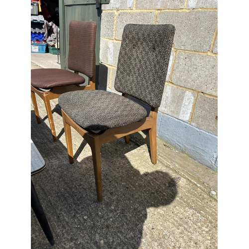 96 - A retro coffee table and two chairs