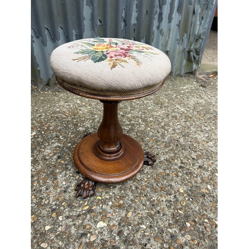 174 - Two victorian rosewood telescopic piano stools