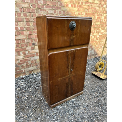 100d - A 1930's walnut drinks cabinet 60x30x115