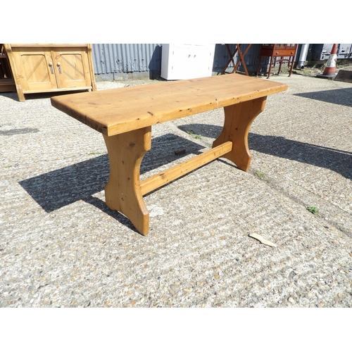 146 - A pine bench seat 114cm long