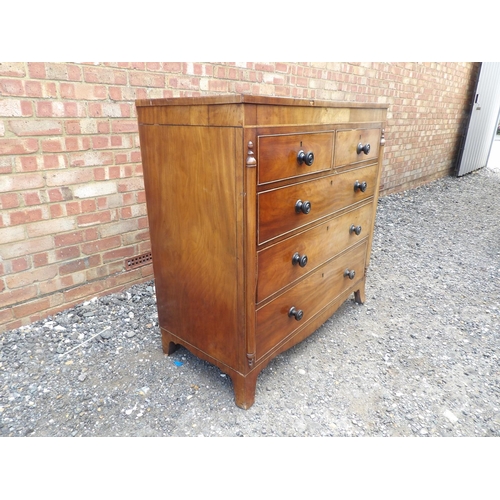 19 - A Victorian mahogany chest of five drawers 109x50x110