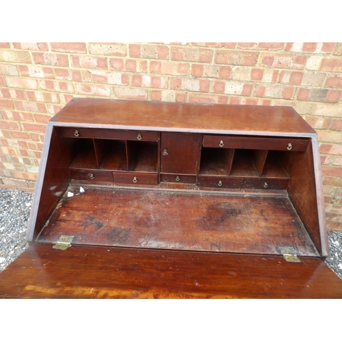 3 - A Victorian mahogany bureau  90x55x110