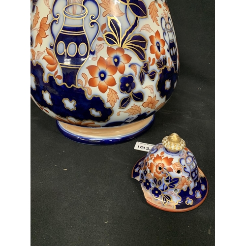 1012 - Large Victorian Staffordshire Imari Pattern pot pourri jar, height 50 cms