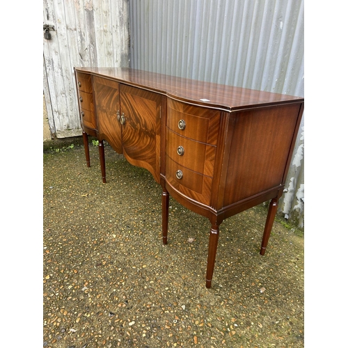 115 - A repro mahogany sideboard  168x48x75