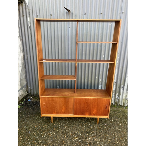 124 - A mid century teak room divider 124cm