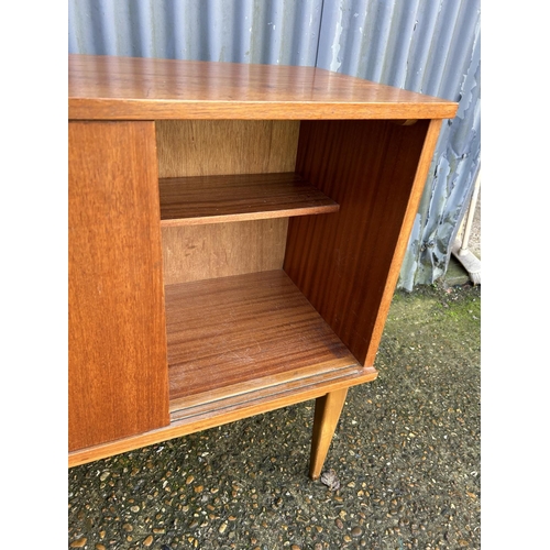 125 - A mid century teak sideboard 120x40 x80