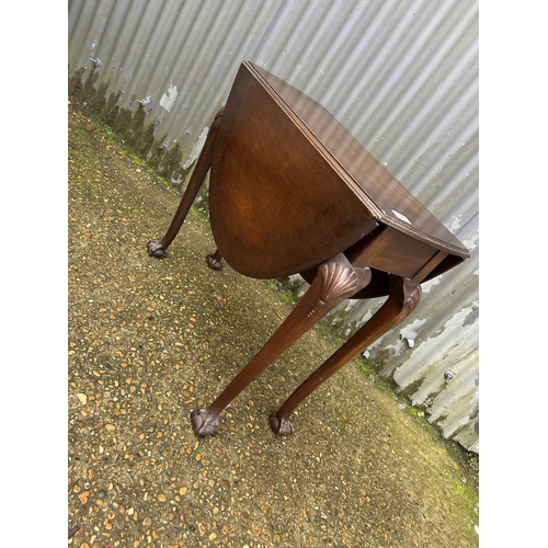 138 - A mahogany drop leaf table