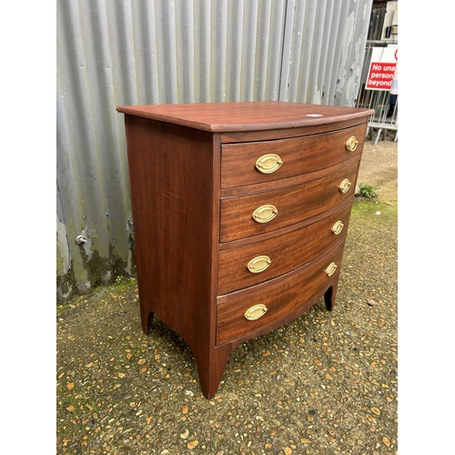 139 - A small Victorian mahogany bow front chest of four drawer 60x40x75