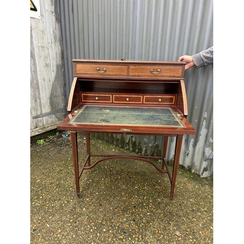 141 - An Edwardian mahogny inlaid writing desk 78x50x105