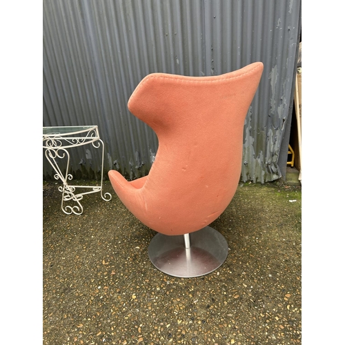 159 - A retro STEIJER swivel lounge chair