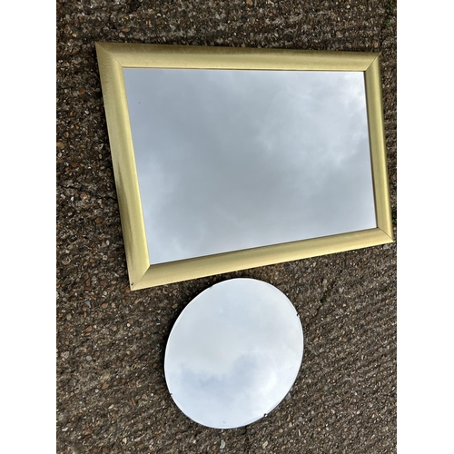 94 - Frameless mirror, gold mirror and mannequin