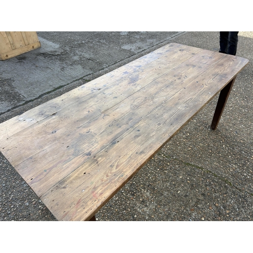 163 - A long vintage pine dining table 184x78x77