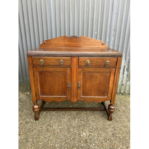 170 - A 1920's oak sideboard 105x80x95