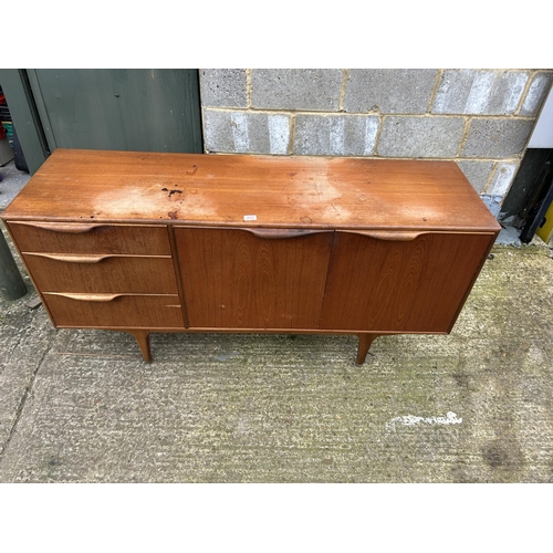 222 - A mcintosh teak sideboard 153x44x77