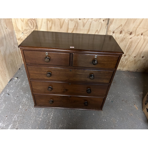 240 - A Victorian mahogany chest of five drawers 100x48x96