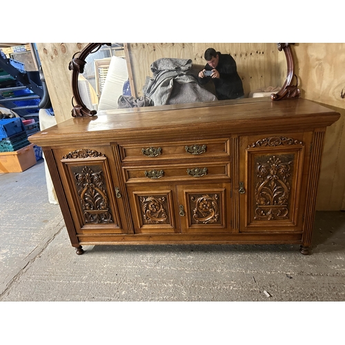 241 - A very large Edwardian mahogany mirror back sideboard  184x60x99