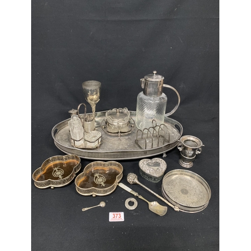 373 - Large oval plated tray and collection of plated ware