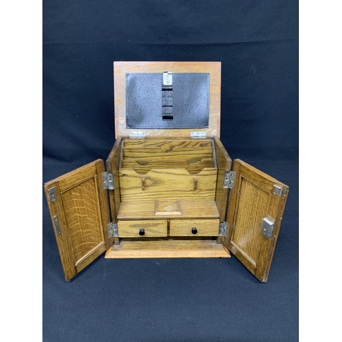 484 - Wooden stationery cabinet, no key, 19 x 28 x 24cms high