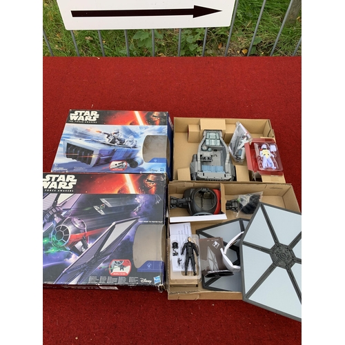 509 - 2 boxed Star Wars vehicles