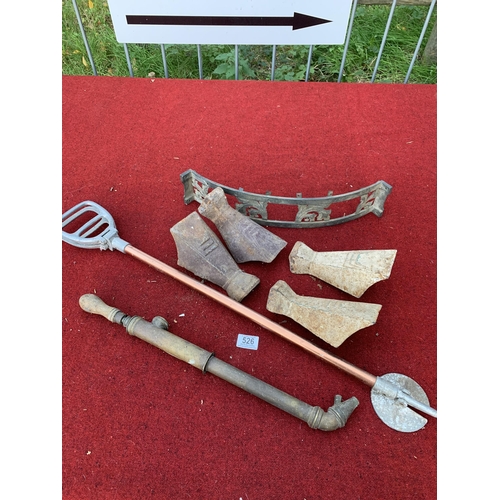 526 - Cast iron bath feet, shooting stick and metalware