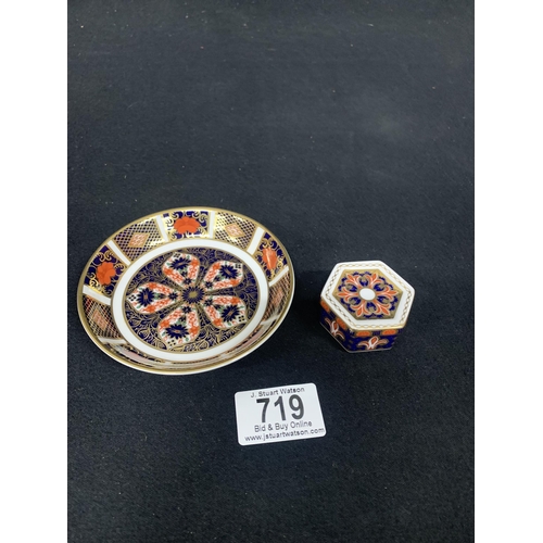 719 - Royal Crown Derby dish and trinket box