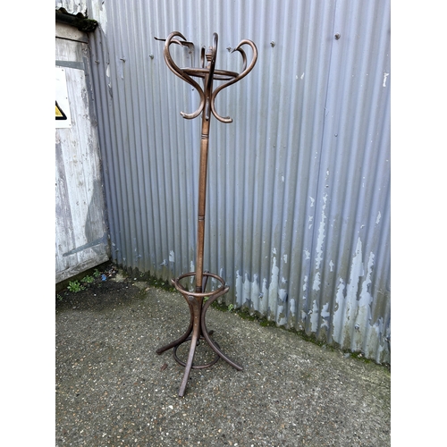 104 - Bentwood coat stand