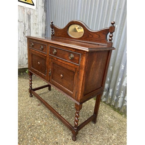 126 - A 20th century oak sideboard  106x40 x110